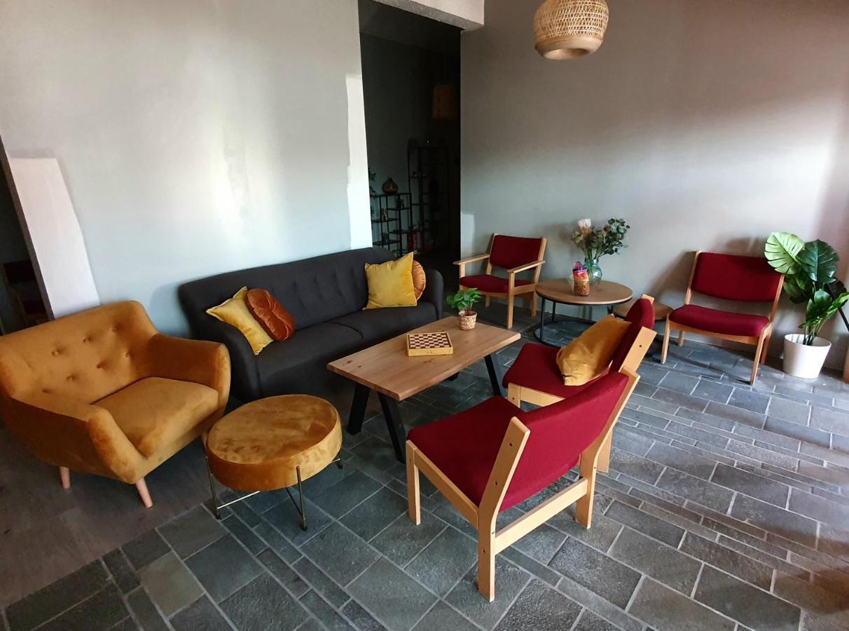 The Bank Sleeping Guesthouse Neskaupstaður Eksteriør bilde